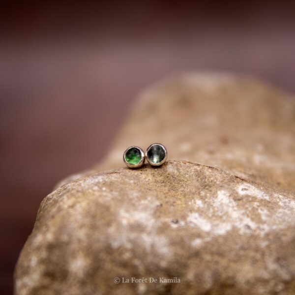 Clou Tourmaline verte et Argent massif